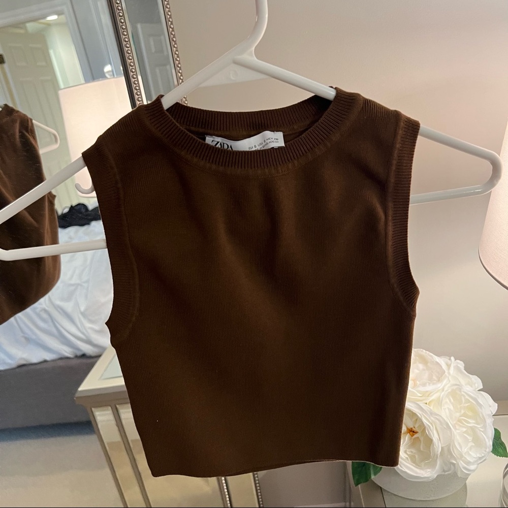 Zara brown sweater crop top size S